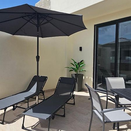 Sea Breeze Penthouse And Terrace Qawra St Paul'S Bay Apartment Сейнт Полс Бей Екстериор снимка
