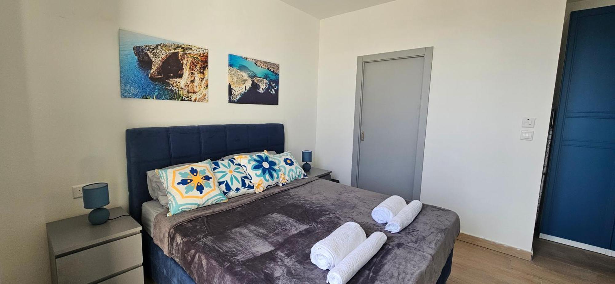 Sea Breeze Penthouse And Terrace Qawra St Paul'S Bay Apartment Сейнт Полс Бей Екстериор снимка